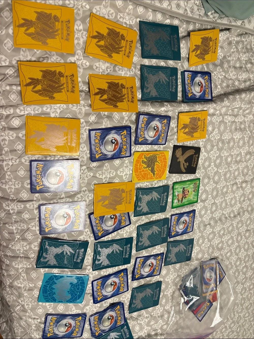 Assorted Holo Pokémon Trading Cards - Mixed Set